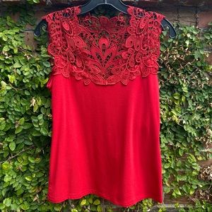 Arianne sleeveless lace detailed top